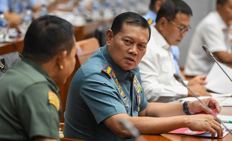 PBHI: Tak Ada Urgensi Perpanjangan Masa Dinas Panglima TNI