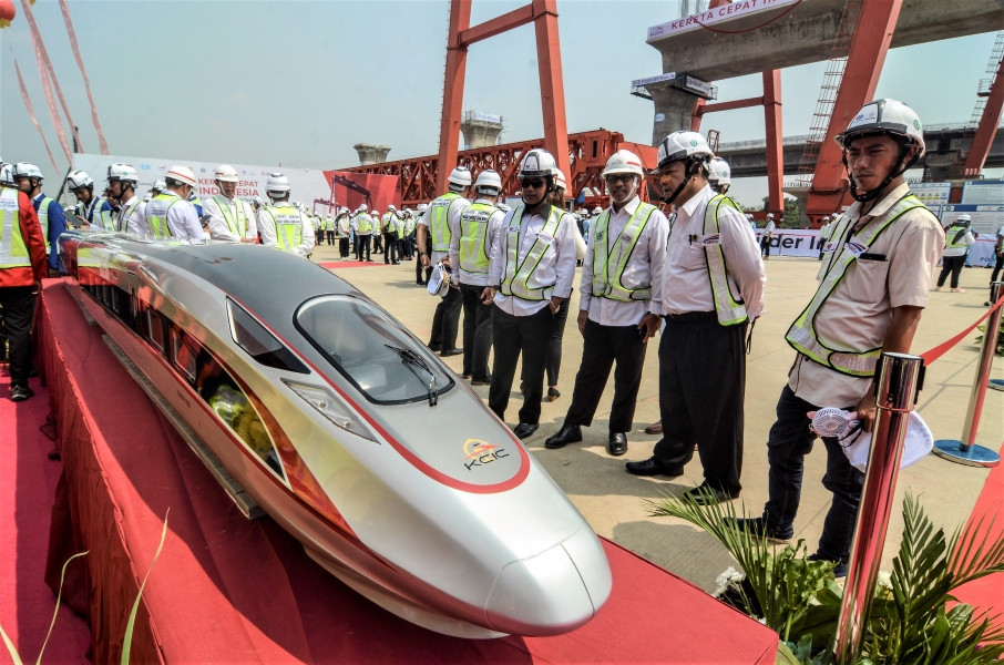 Garap Kereta Cepat Jakarta-Bandung, Tim Kemenhub Belajar ke Cina dan Eropa