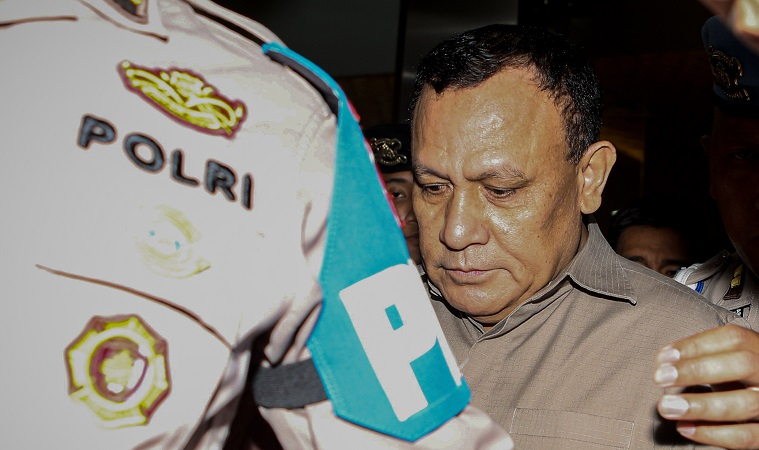 Cegah Kabur ke Luar Negeri, Imigrasi Tarik Paspor Firli Bahuri