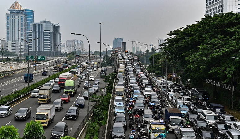 Jokowi: Hampir Seluruh Kota di Jawa Macet