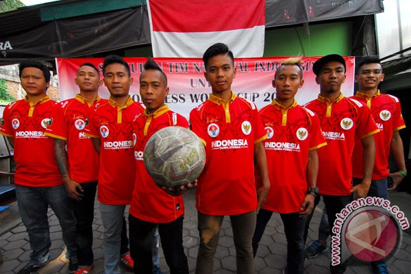 Mengukir Prestasi, Mengusir Stigma