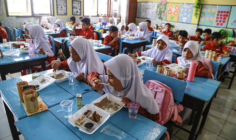 Susu di Makan Bergizi Akan Diganti Daun Kelor: Ahli Gizi: Kacau!