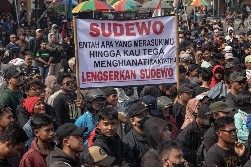 Memaknai Perlawanan Warga Pati terhadap Kebijakan Bupati Sudewo