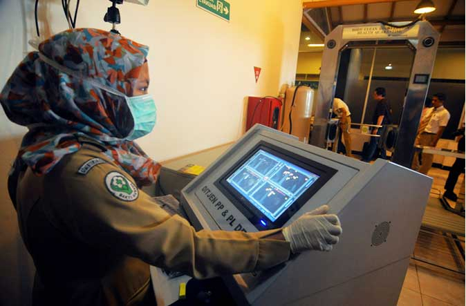 Antisipasi Zika, Pemeriksaan di Bandara Sam Ratulangi Diperketat