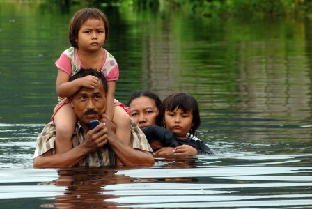 Seribu Warga Terdampak Banjir di Padang dan Padang Pariaman
