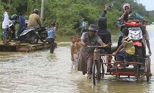 Menyambut Hujan