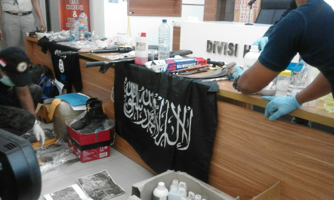 Densus 88 Tangkap 2 Orang di Solo