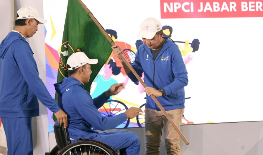 Target Juara Umum Peparnas 2024, Bey Lepas Kontingen Jabar