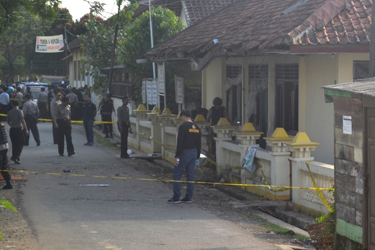 Bom Cilacap, Warga Sebut Ledakan Sangat Keras