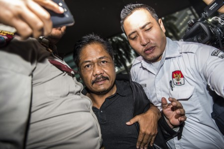KPK Tahan Anggota DPR Budi Supriyanto