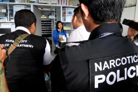 Cegah Covid-19, Polisi Tetapkan 33 Orang Tersangka Penimbunan Masker