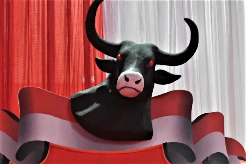 Terpopuler: Jateng Kandang Banteng hingga Rencana Pencabutan Izin 84 PTS
