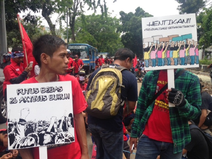 Pengadilan Putus Bebas 2 Pengacara LBH
