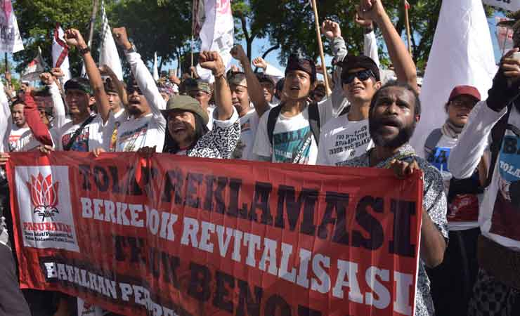 Menjaga Laut
