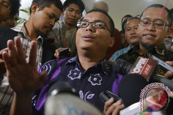 Tokoh dan Musiknya - Denny Indrayana
