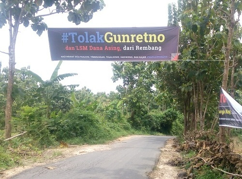 Tambang Semen Membelah Rembang (2)