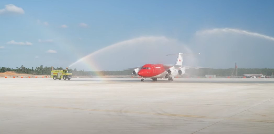 Presiden Jokowi: Mulus, Landing Perdana di Bandara Nusantara IKN