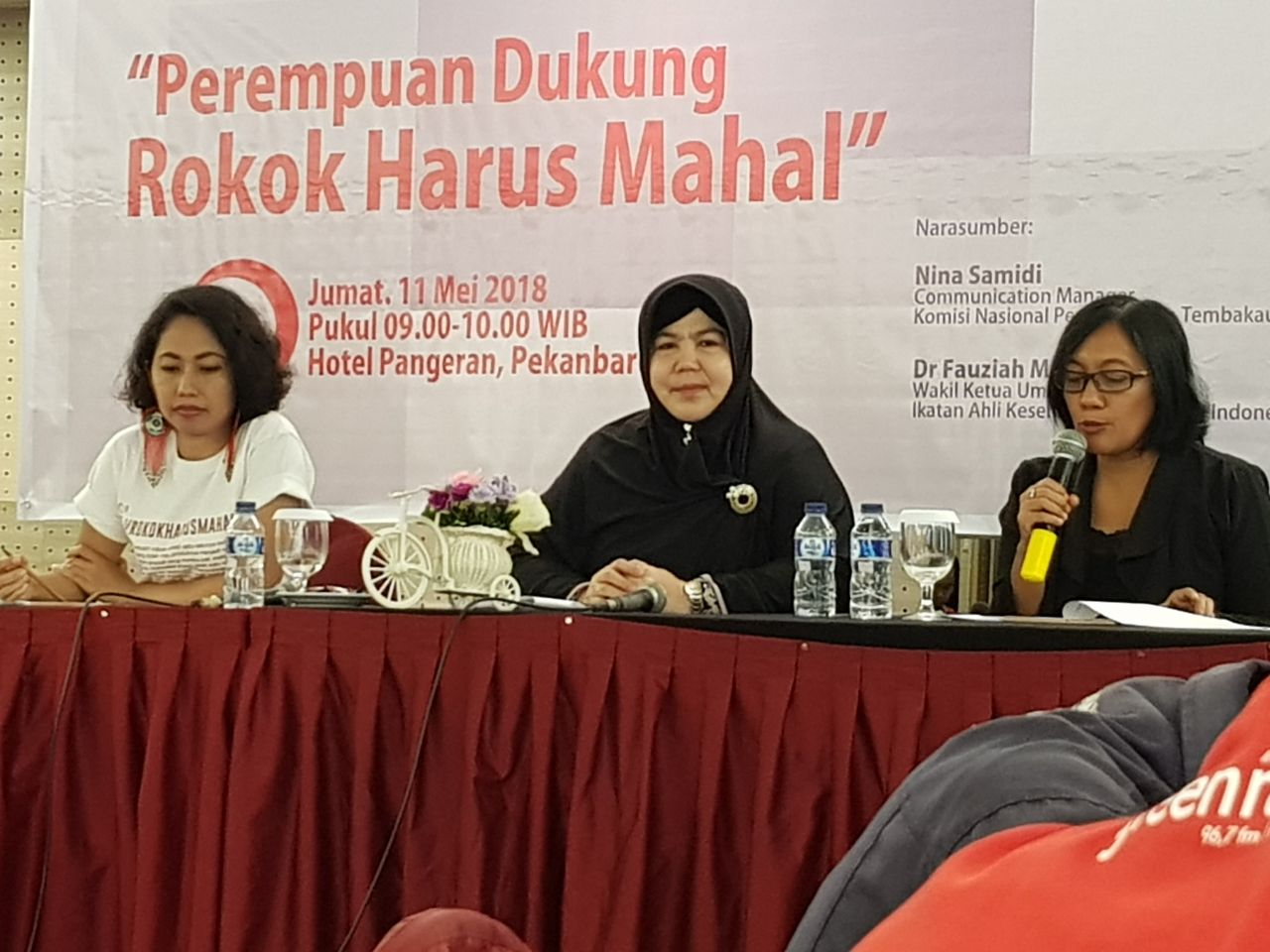 Selamatkan Keluarga, Perempuan Dukung Rokok Harus Mahal 