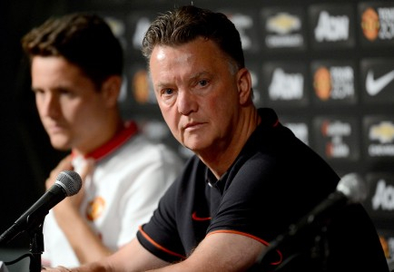 Van Gaal Raih Penghargaan dari Belanda 