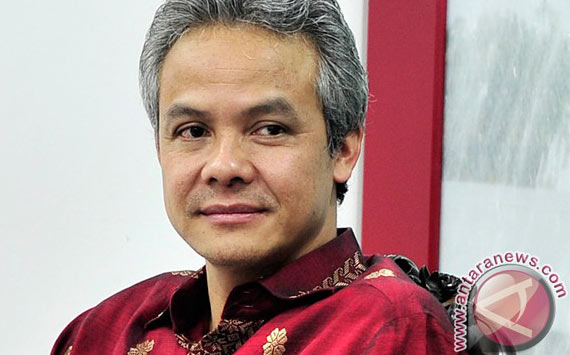 Ganjar Janji Tuntaskan Kisruh Urut Sewu 