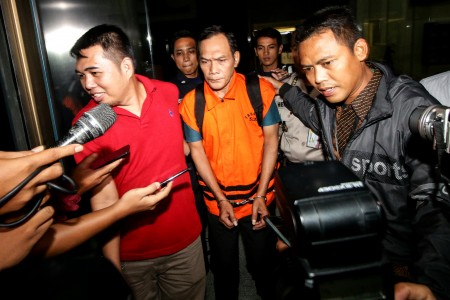 Terima Suap 500 Juta, MA Berhentikan Hakim Kayat