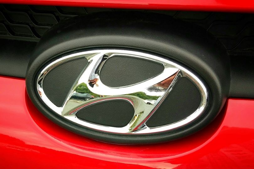 Korsel Jadi Episentrum Corona, Luhut: Investasi Hyundai Tetap Jalan