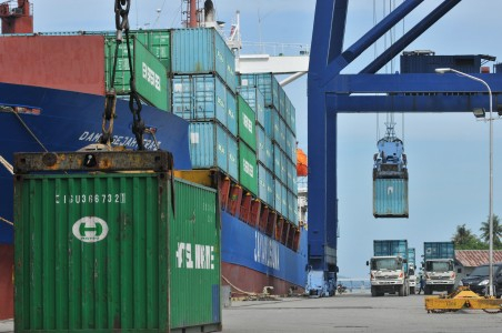 China Balas AS dengan Tarif Impor Barang senilai US$60 Miliar