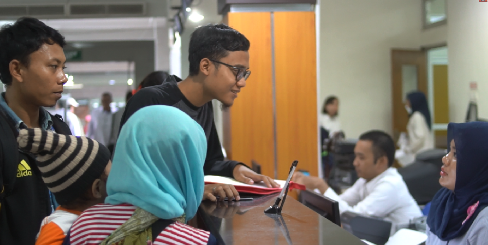 Sedekah Rombongan membiayai seluruh pengobatan hingga kebutuhan sehari-hari pasien yang ditangani. M