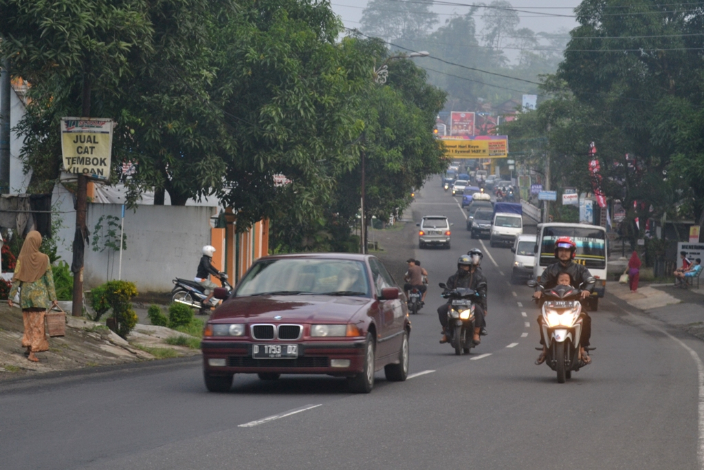 Jalur Selatan Cilacap Ramai Lancar, Brebes-Banyumas Merayap
