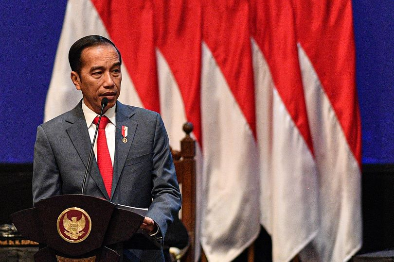 Jokowi Akan Buat Regulasi Baru untuk Layani Investasi Microsoft