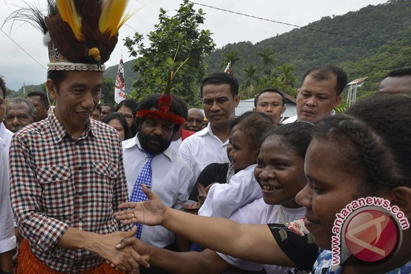 Filep Karma Anggap Janji Jokowi Omong Kosong