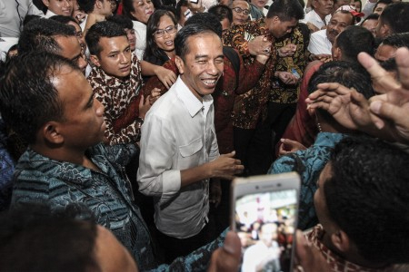 Menteri Dilarang Keluar Kota, Ini Jawaban Jokowi