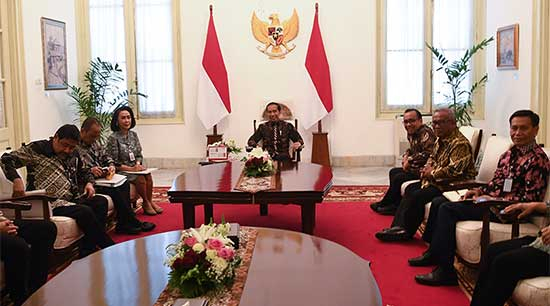 Sepuluh Nama