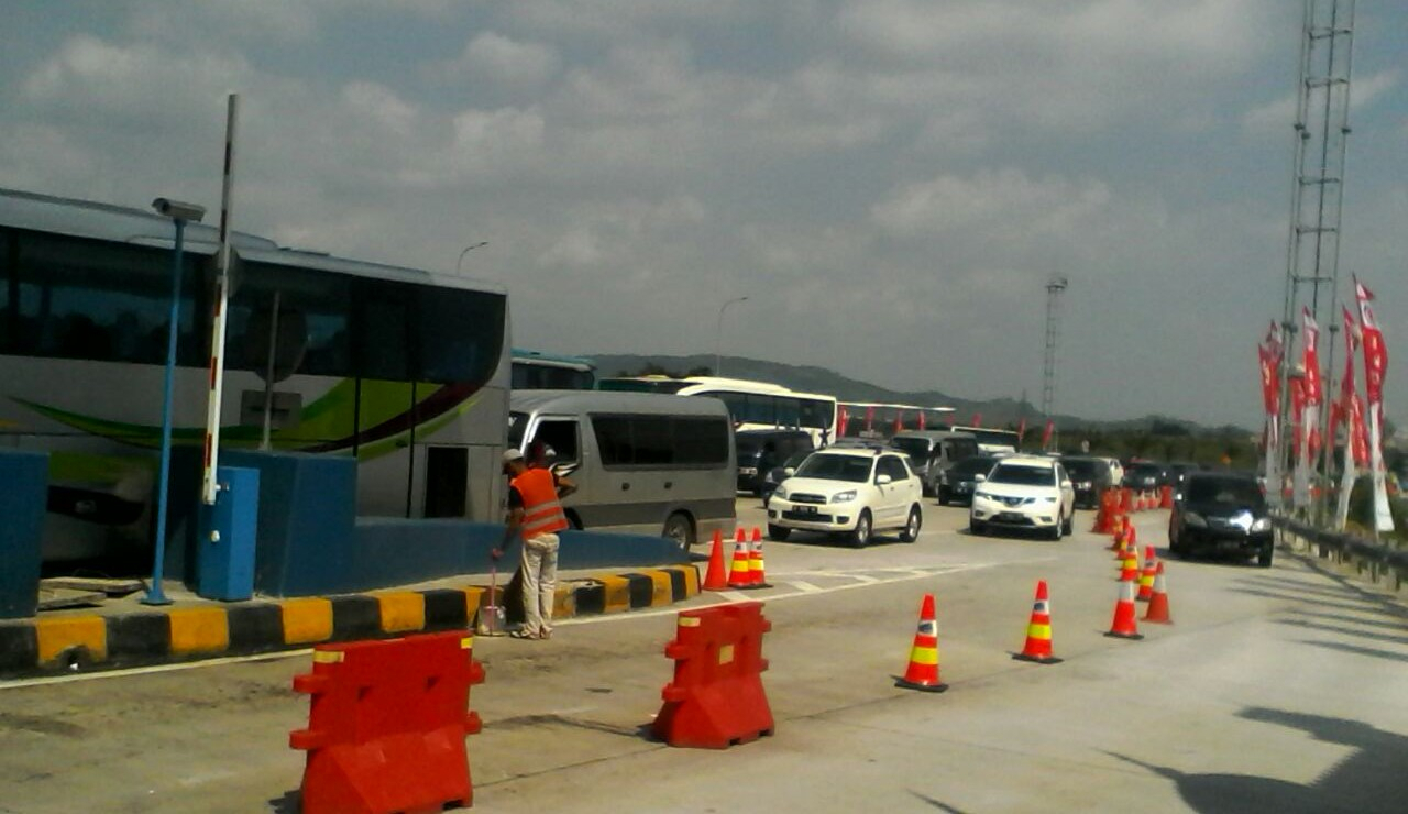 H+2 Lebaran, Arus Balik di Tol Cipali Ramai Lancar