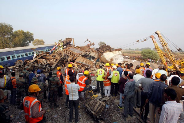 Kereta Anjlok, 120 Orang Tewas di India