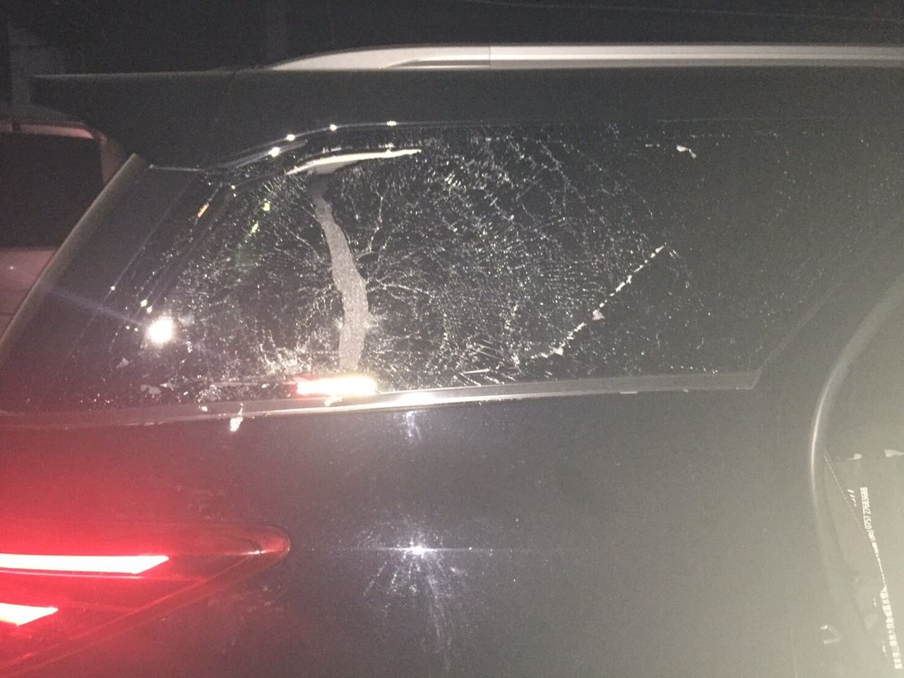 Diserang Perusuh, Warga Jakarta Barat  Trauma