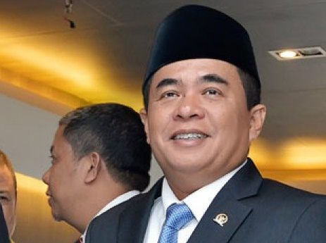 Ketua DPR Diganti, Sekjen Golkar Tawarkan Akom Posisi Baru