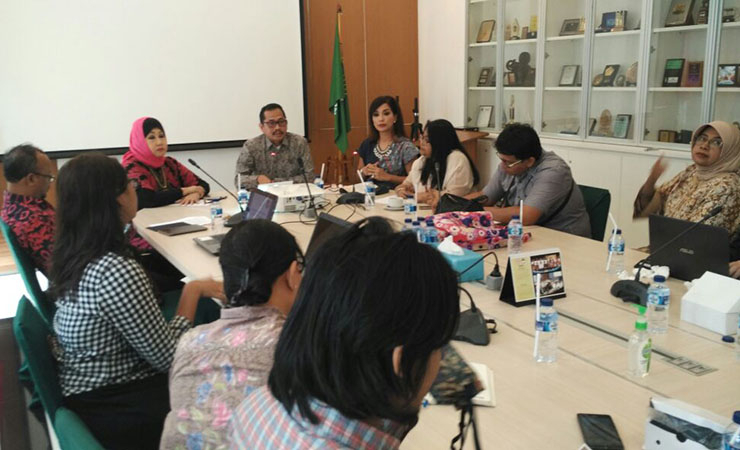 Komnas PT Mendukung DPR  Melarang Iklan Rokok di Televisi dan Radio