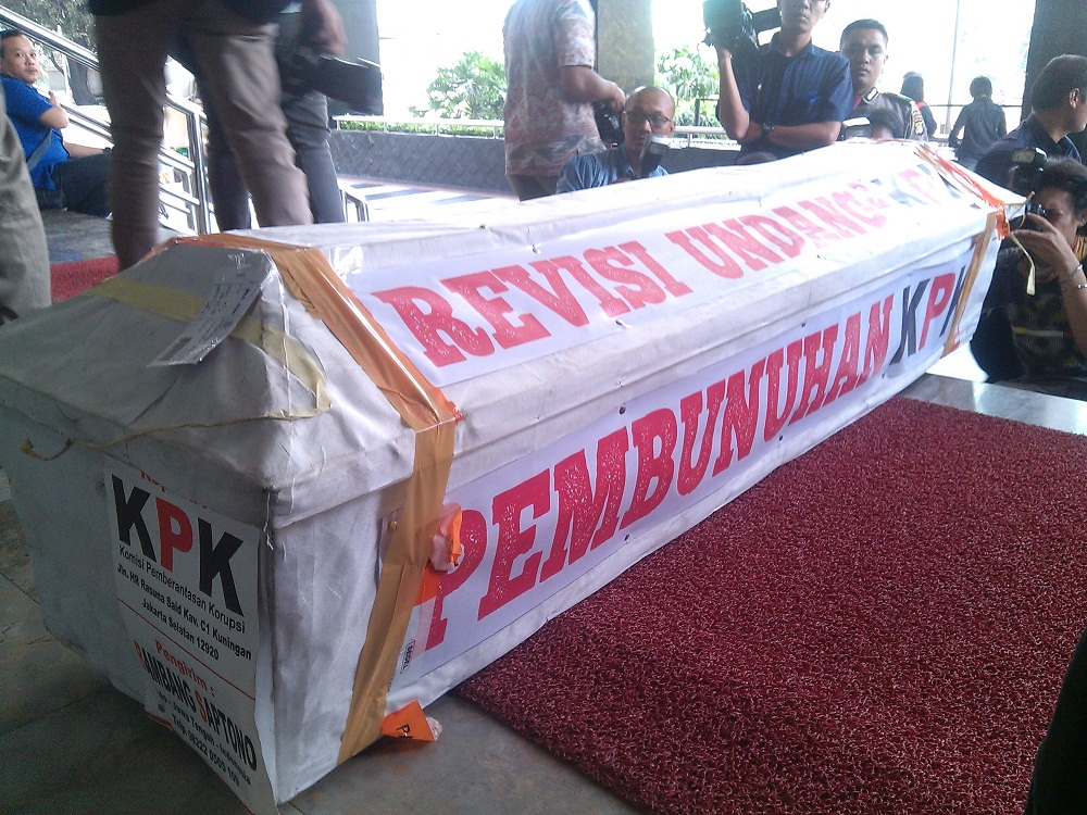 Peti Mati untuk KPK
