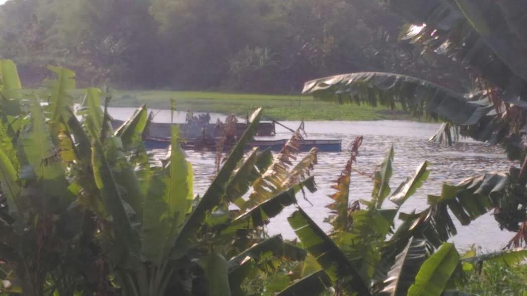 Tambang Pasir Illegal Kembali Beroperasi di Sungai Brantas