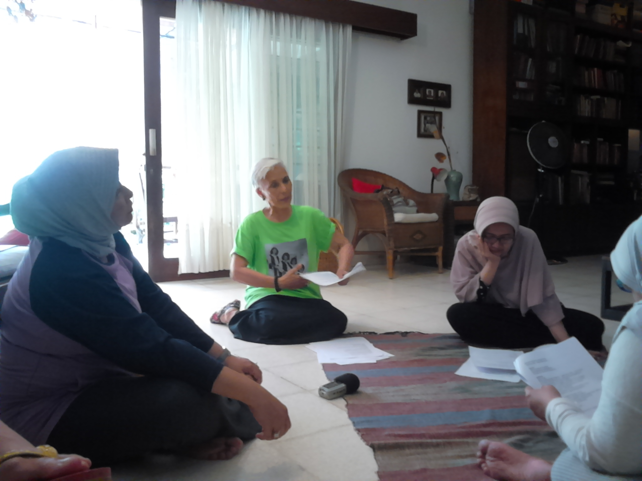 [SAGA] Menumbuhkan Percaya Diri Penyintas Kanker dengan Berpuisi