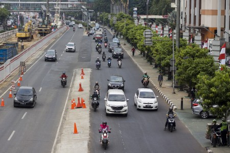 DPR Usul Motor Boleh Lewat Tol, Menhub Sebut Berisiko Besar