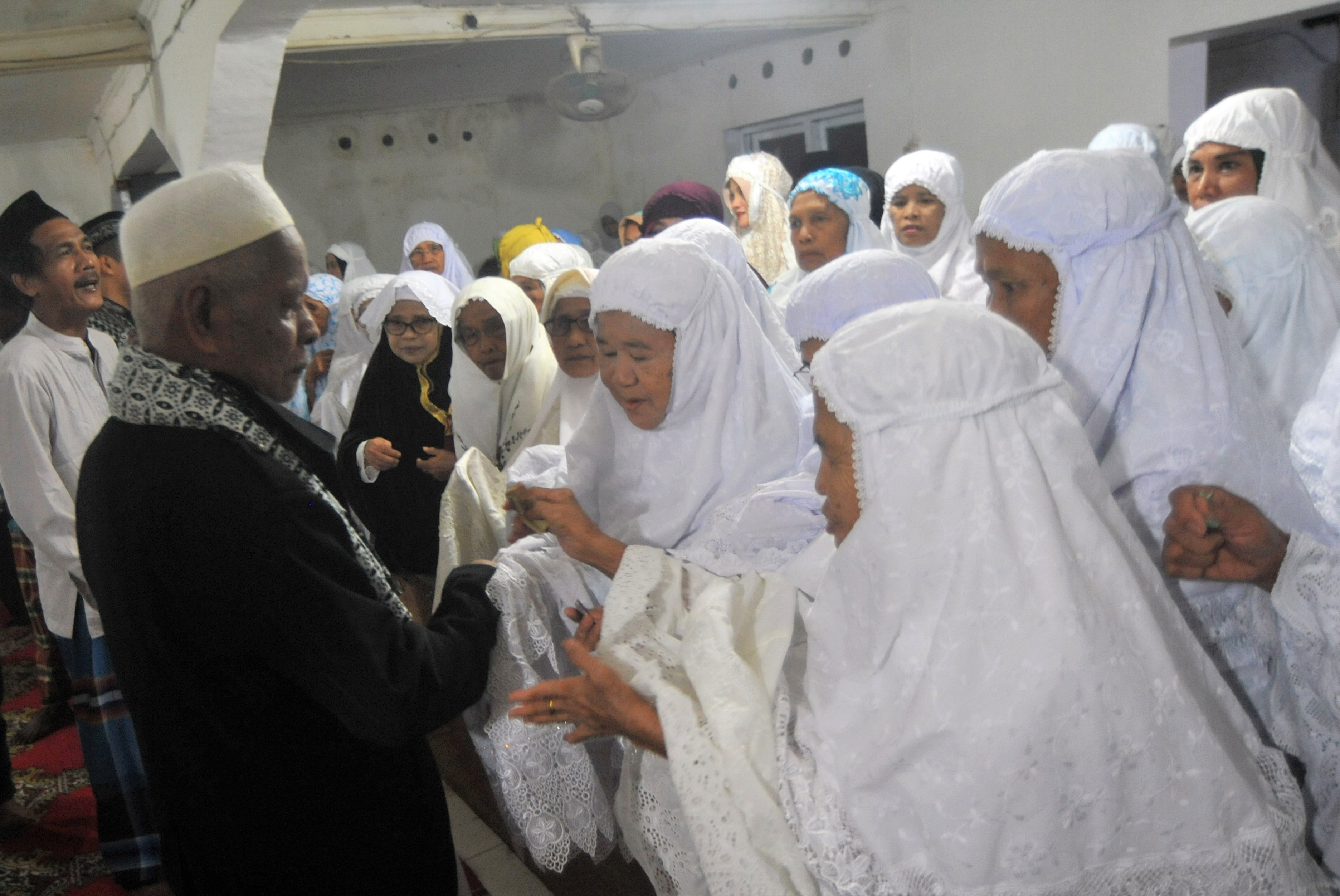Di Padang, Jemaah Naqshabandiyah Lebaran Hari Ini