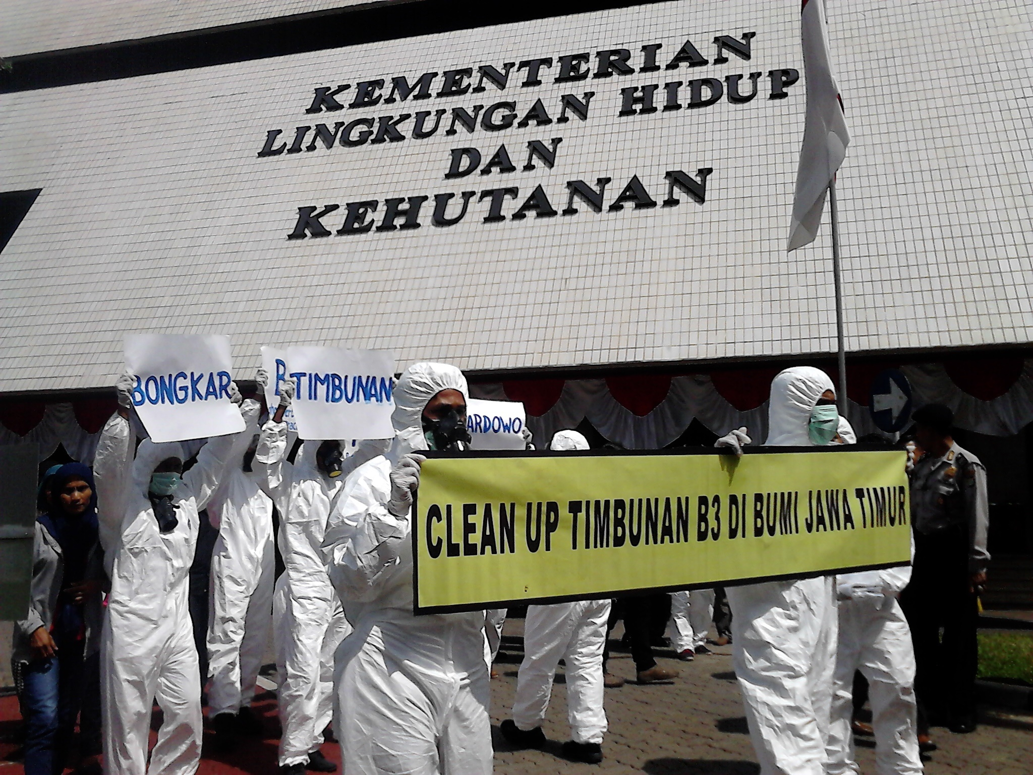 Singgung Limbah B3  di Medsos Dikriminalkan,  Warga Lakardowo Lapor  Kompolnas