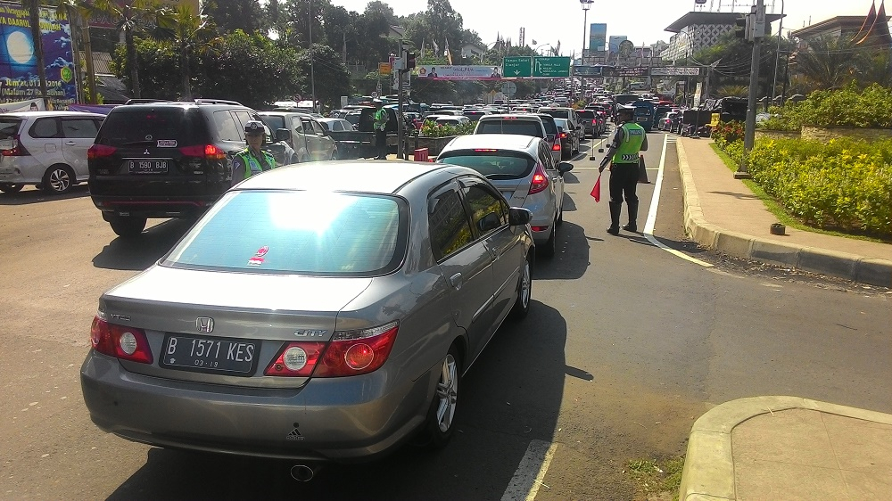 Libur Lebaran, Jalur Sukabumi dan Puncak Macet Belasan Kilometer