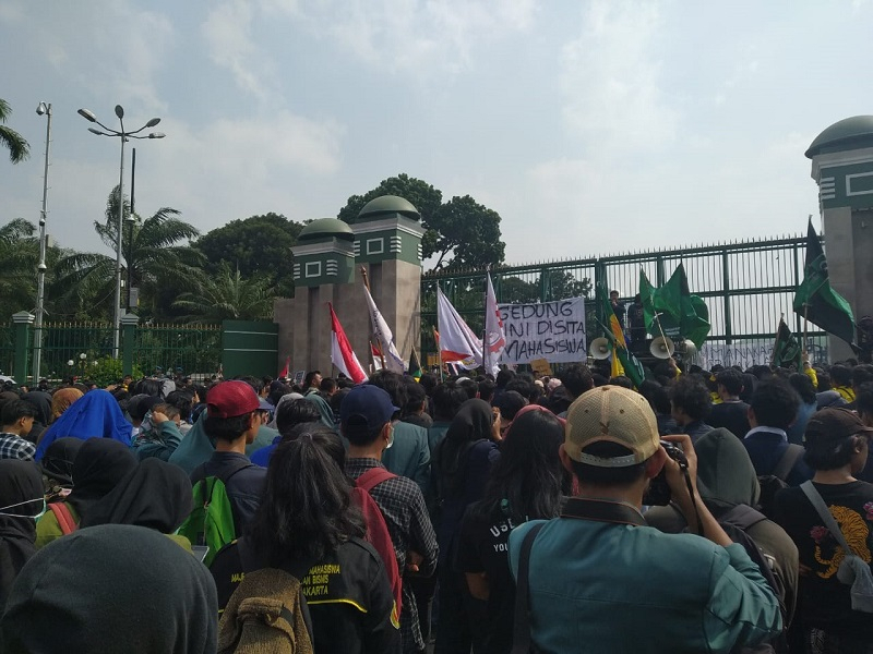 Mahasiswa: Pengesahan UU KPK dan Revisi KUHP Gerus Demokrasi