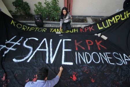 SOS KPK, Ini Alasan Jokowi Kirim Supres pada DPR