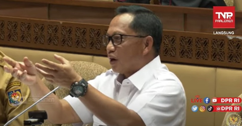 Dukung Presiden 3 Periode, DPR Minta Mendagri Beri Sanksi Asosiasi Pemerintahan Desa