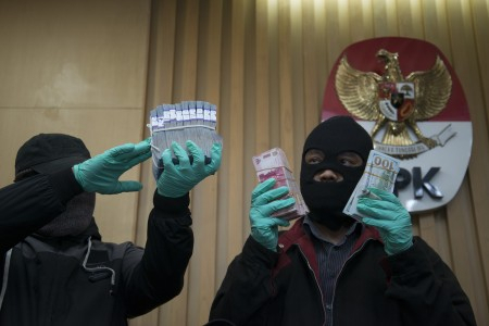 OTT Suap Bupati Banyuasin, Uang Digunakan untuk Biaya Berhaji