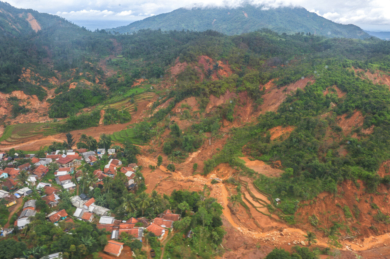 Pantauan Udara BNPB: Hutan Lebak Rusak Parah!
